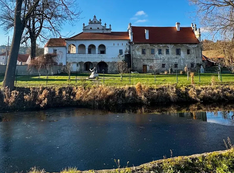 Zámek Mokrosuky, Czech Republic (Czechia)